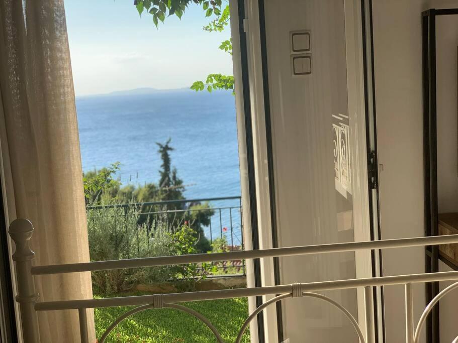 Amfiteatrico Sea View - Kalamos Attiki Markopoulon Oropou Exterior foto